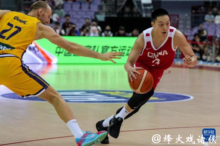 上海媒体质疑郭士强用人，球迷点赞高诗岩表现，胡明轩状态不佳